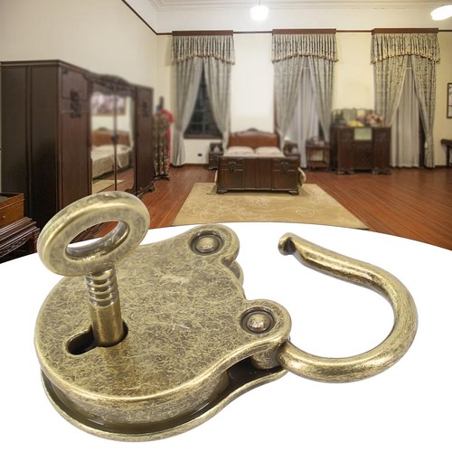 Vintage style bear padlock - style,